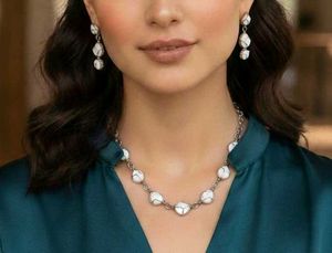 Elegant White Stone Jewelry Set