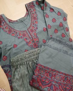 Kashmiri Style Suit