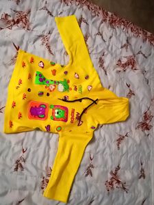 Hoded Baby Yellow Tshirt With Pant 💛