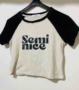 Cute graphic crop T-shirt