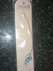 Stunning Diamond & Turquoise Maang Tikka