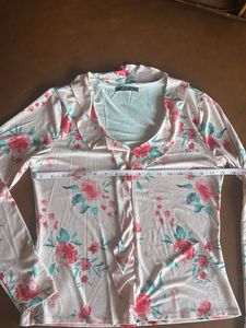Chic Floral Print Ruffle Top