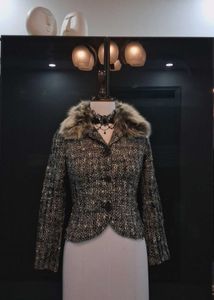 Elegant Tweed Jacket with Faux Fur Collar