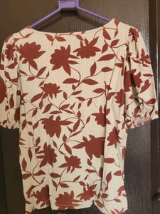 Floral Print Puff Sleeve Top