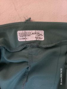 Kotty Chic Green Wide-Leg Pants