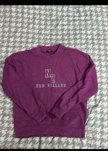 Purple "New Zealand" Graphic Sweatshirt