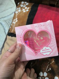 Hudamoji Shiny Lip Oil &amp; Mask Set new unused