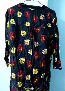 Ladies Kurti.
