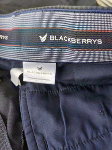 Stylish Checked Trousers-check descripti