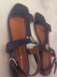 Tommy Hilfiger Black Flat Sandals