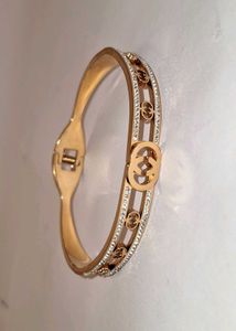 Bracelet ( number 1 )