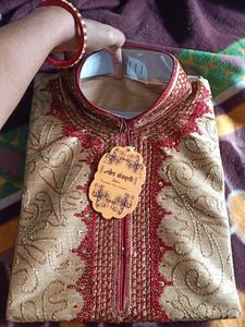 Elegant Men's Embroidered Kurta