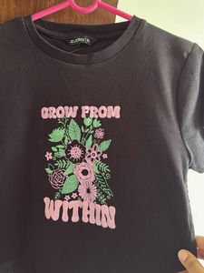Cute Graphic T-Shirt,it's xl but L n M size also c