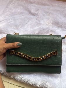 Green stylish  Embossed Chain Bag