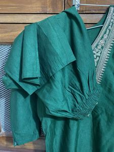 Green kurta set without dupptta