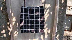 191110. Black and White Plaid Mini Skirt