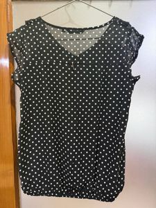 Chic Black Polka Dot Ruffle Top
