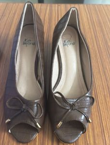 black Velvet and Brown Bow Heels