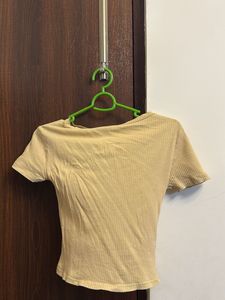 Ribbed Short Sleeve Top