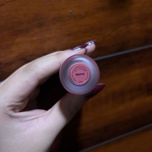 🍓FAE beauty liquid blush (shade Nutty)🍥