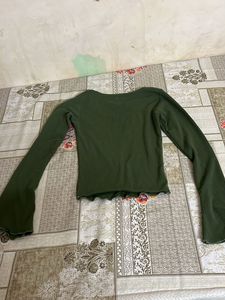 Chic Green Bell Sleeve Top