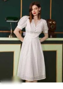 Elegant White Puff Sleeve Chiken Midi Dress