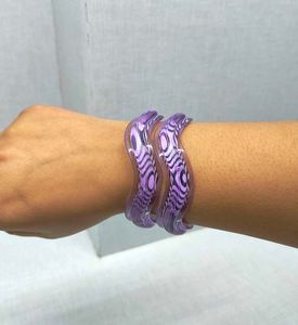 Unique Wavy Bangle Set
