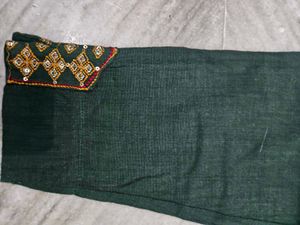 Embroidered Green Leggings
