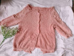 Very Stylish And Beautiful Woolen Warm Cardigan