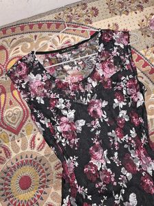 Chic Floral Lace Sleeveless Top