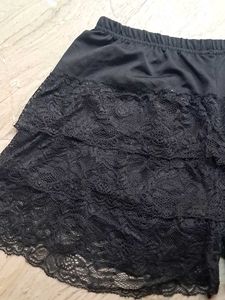 laces padded  corset top n short  combo
