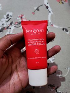 Dot & Key Strawberry Strobe Cream