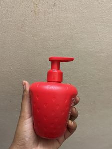 MCaffeine Strawberry Body Lotion