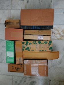 cardboard boxes with bubble wrap