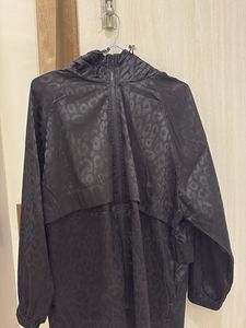 Black Leopard Print windcheater