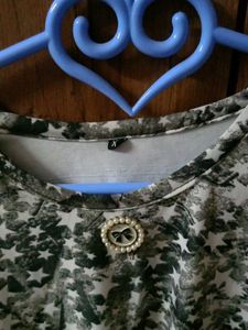 Chic Star Print Top