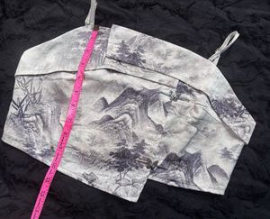 Unique Landscape Print Crop Top