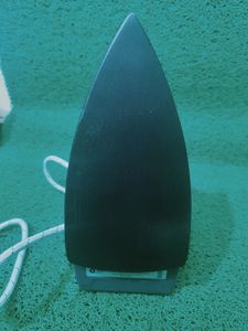 Orient Electric Dry Iron . Like New . Good Conditi
