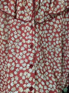 Chic Floral Print Ruffled Blouse