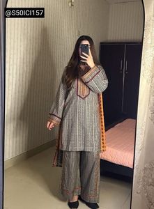 Farshi Salwar Suit Set