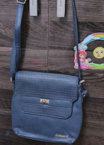 Chic Navy Blue Textured Handbag
