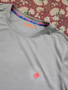 Men's Grey Long Sleeve T-Shirt