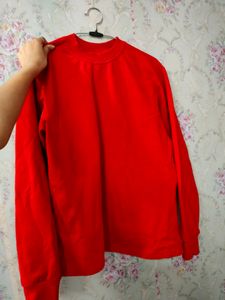 🎀Red Round Neck Sweat Shirt 🎀