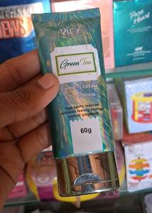 Dily Green Tea Fairness Cream Foundation