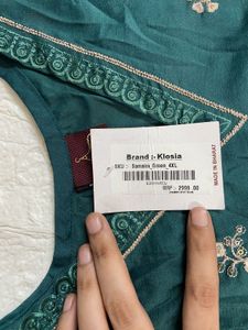 Elegant Green Embroidered Kurta Set with Dupatta