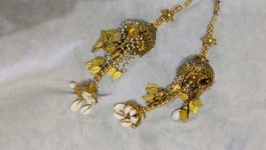 Exquisite Gold Kaleerein with Pearls