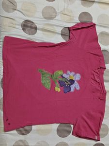 Daily wear Pink T-Shirt with Floral Applique