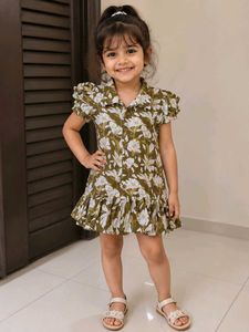 Chic Floral Print Mini Dress