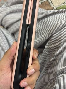 ‼️SALEE Pink Hair Straightener
