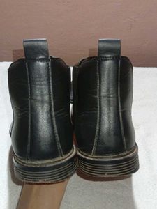 classic Men's Black Chelsea Boots
